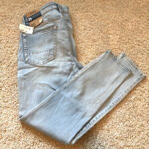 NWT Aeropostale Super Skinny Jean 29x30